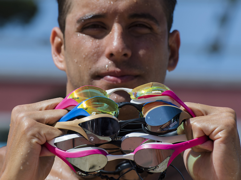 Professional swimming goggles: arena Cobra Swipe range