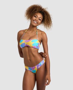 Quick guide to choosing women's swimwear for the beach